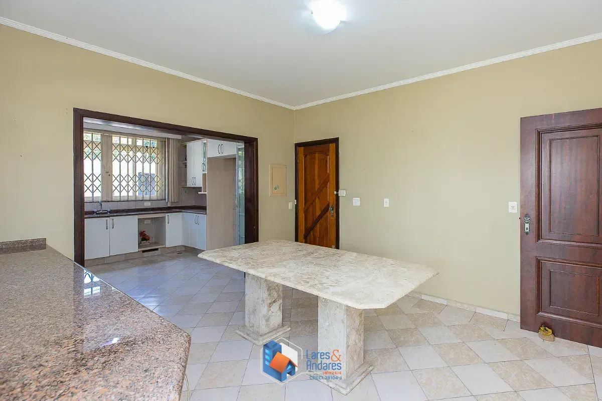 Imagem Casa para venda em Planalto Paulista com 4 quartos, sendo 2 suítes, 332m²