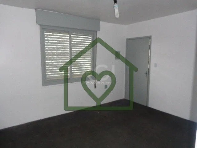 Imagem Apartamento localizado no bairro Bom Jesus, com 85m² no 2º andar, frente. Imóvel com 3 dormitóri...