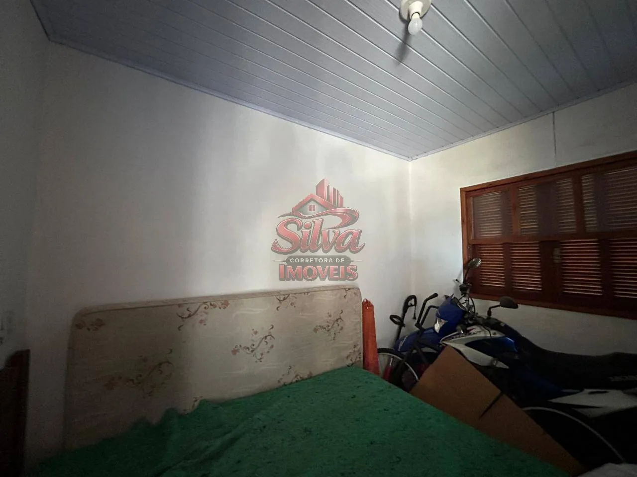 Imagem Casa 2 dormitórios com pátio cercado em Marisul