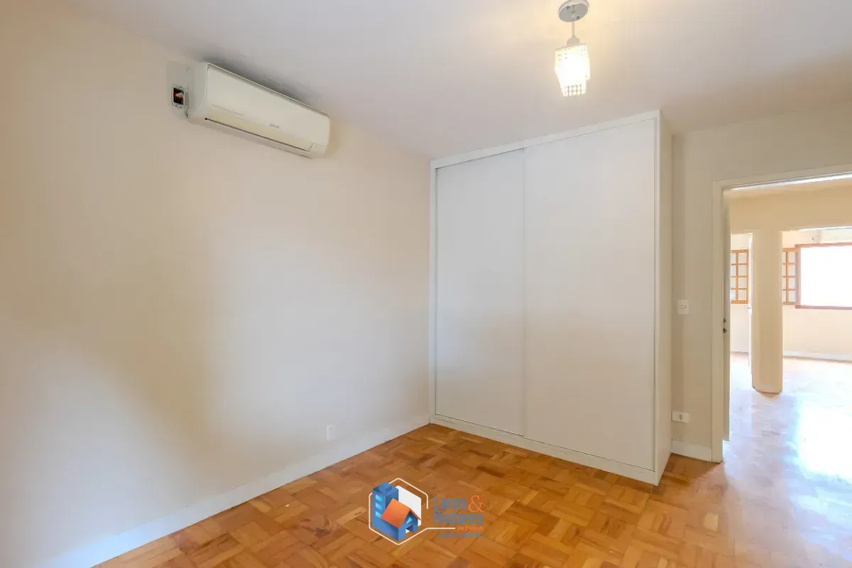 Imagem Sobrado para venda em Campo Belo com 3 quartos, sendo 1 suíte, 150m²