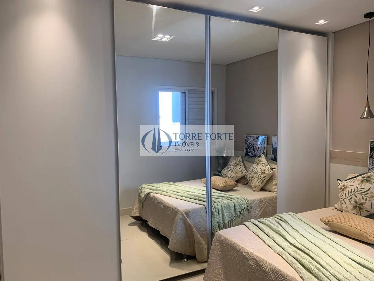 Imagem Lindo Apartamento com 2 dormitorios 1 vaga de garagem na Vila Formosa.