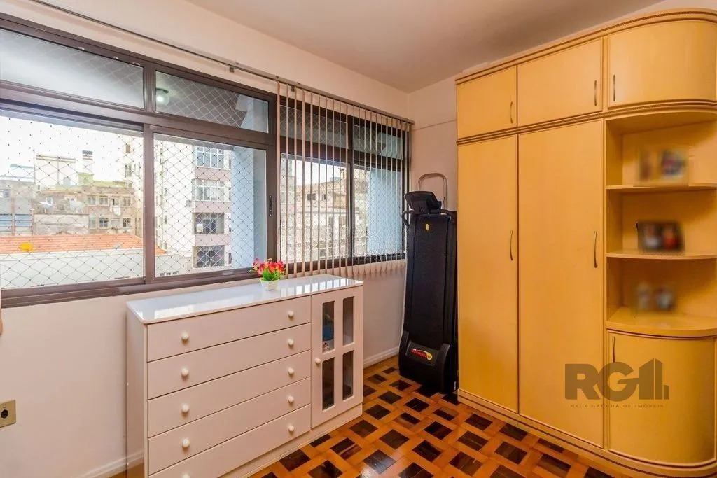 Imagem Excelente apartamento de 88m² com 3 dormitórios e sacada.