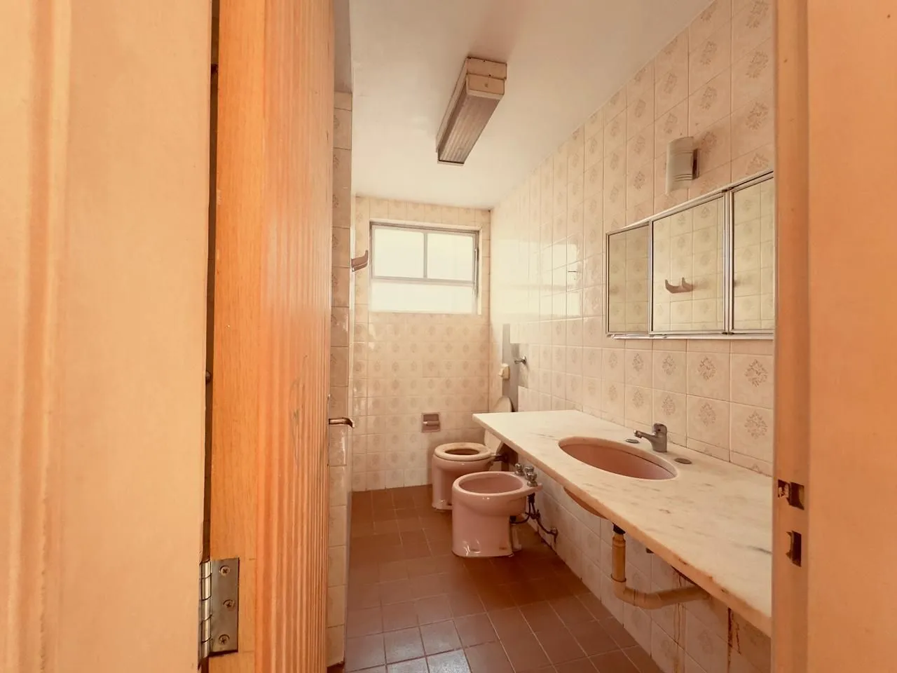 Imagem APARTAMENTO À VENDA Na FELICISSIMO DE AZEVEDO HIGIÊNÓPOLIS - 3 dormit. originalmente, transformado em 2 DORMITÓRIOS COM SUÍTE
