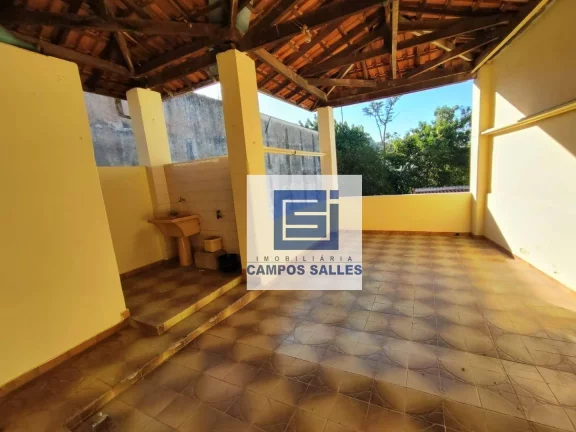 Imagem Casa com 3 dormitórios para alugar por R$ 3.861/mês - Rua Treze de Maio -Centro - Socorro/SP