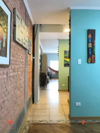 Imagem Casas à venda no Jabaquara, São Paulo-SP: 3 quartos, 1 suíte, 4 banheiros, 1 vaga de garagem e 173m² de área.