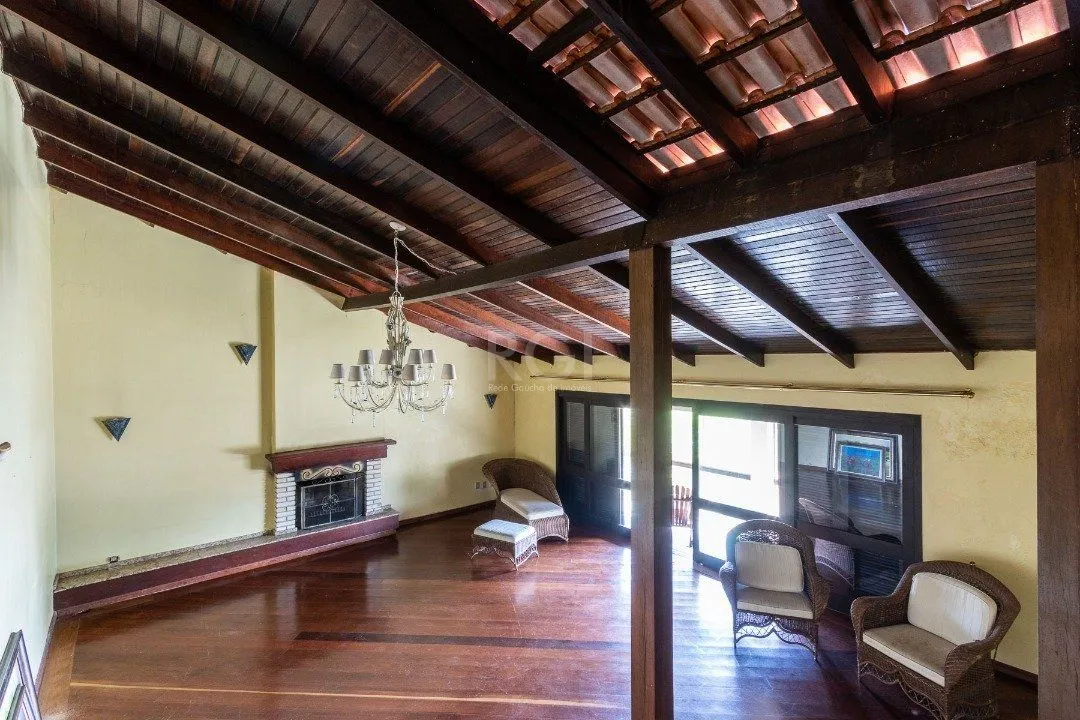 Imagem Casa para Venda - 500m², 4 dormitórios, sendo 1 suites, 4 vagas - Vila Conceição