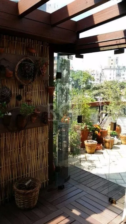 Imagem Vende cobertura mobiliada, 3 dormitórios, 3 vagas, Petrópolis