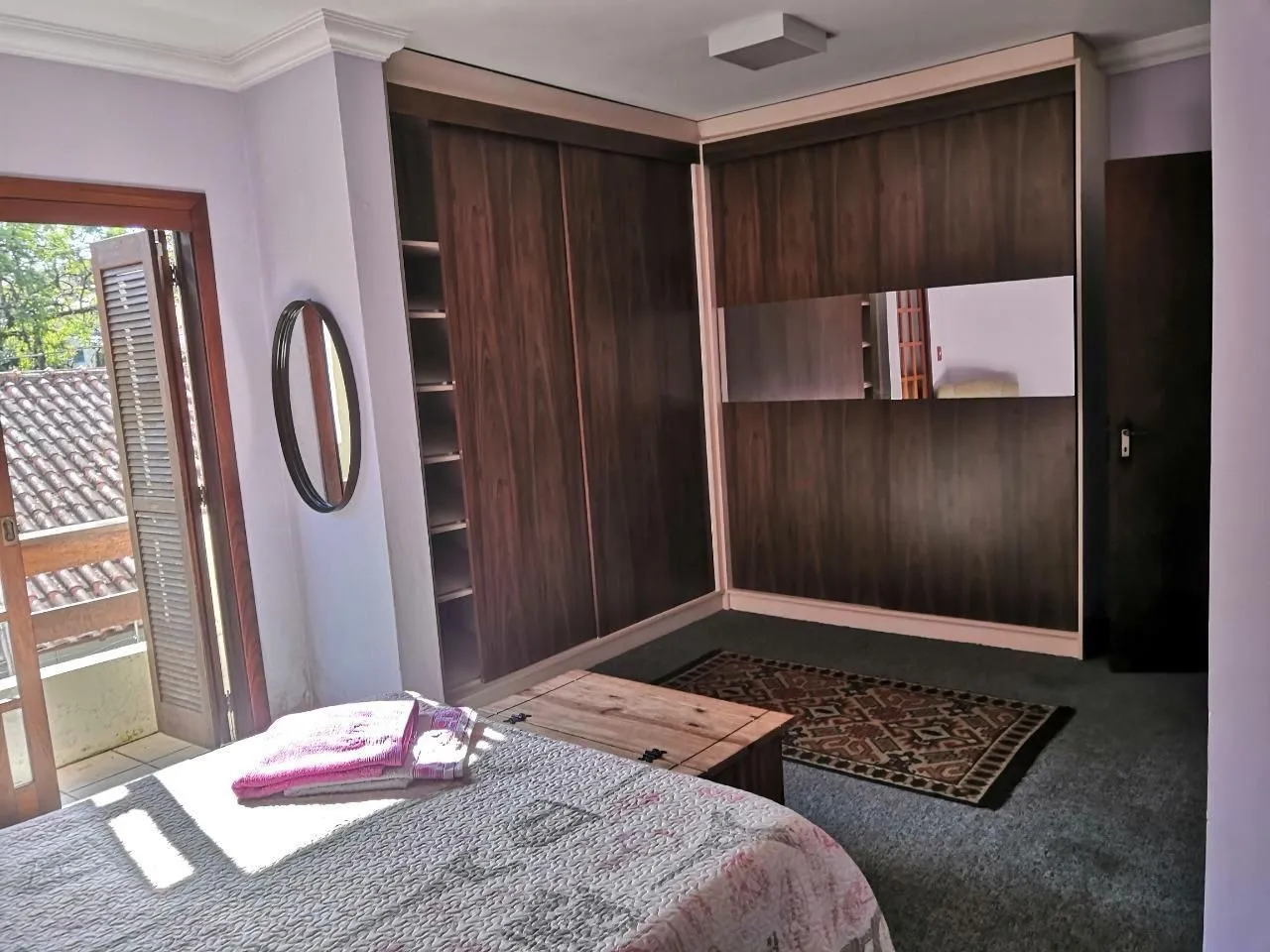 Imagem Casa de Condomínio com 3 dormitórios e 2 vagas em Ipanema