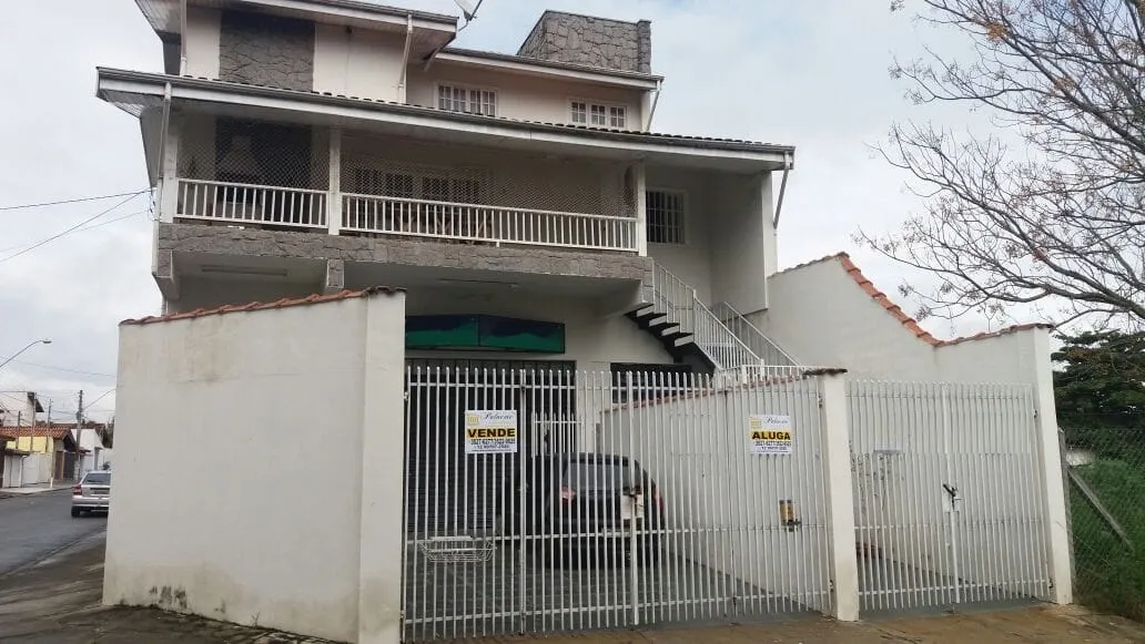 Imagem Comercial à venda 3 Quartos, 1 Suite, 5 Vagas, 300M², Bela Vista, Pindamonhangaba - SP