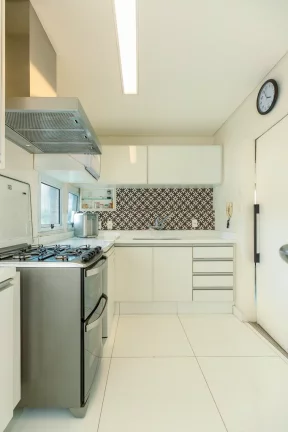 Imagem Apartamento à venda em São Paulo, Jardim Europa, com 2 quartos, 126m2