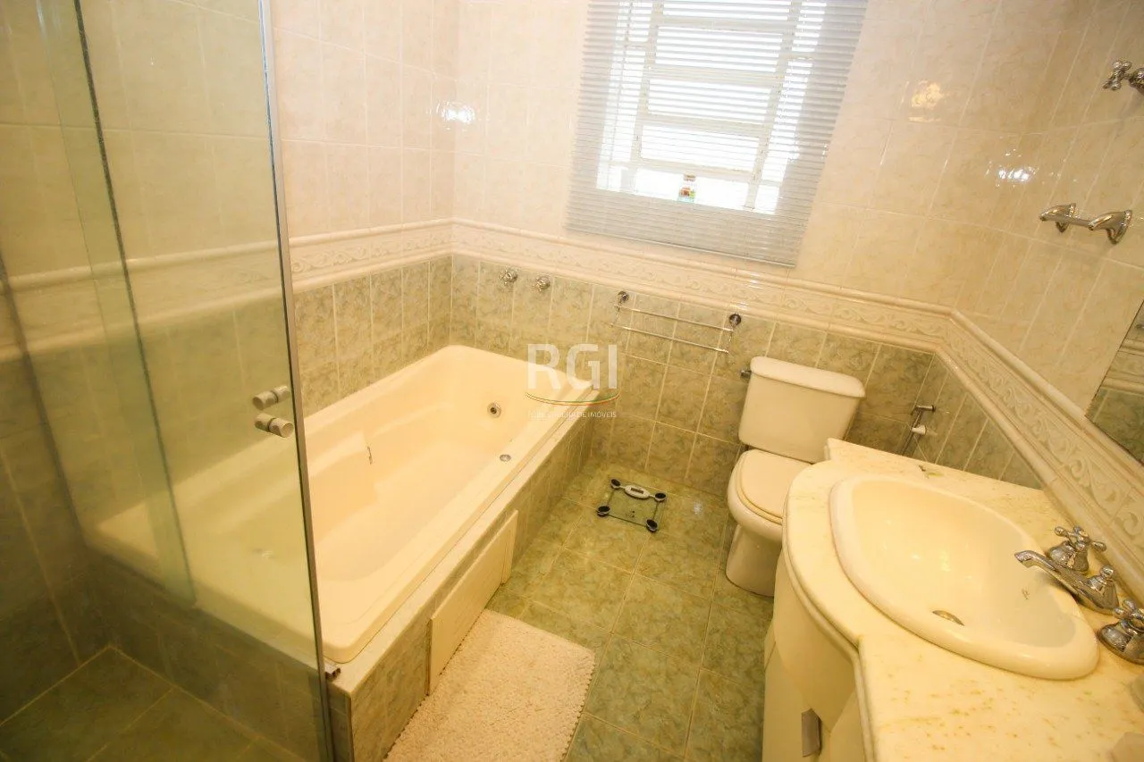 Imagem Apartamento para Venda - 120m², 3 dormitórios, sendo 1 suites, Azenha