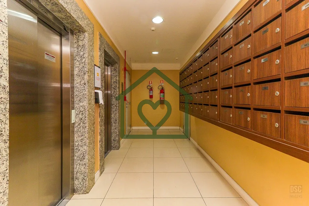 Imagem APARTAMENTO DE 84m² COM PLANTA DE 3 DORMITÓRIOS TRANSFORMADA EM 2 + CLOSET, 1 SUÍTE, SALA COM 2 A...