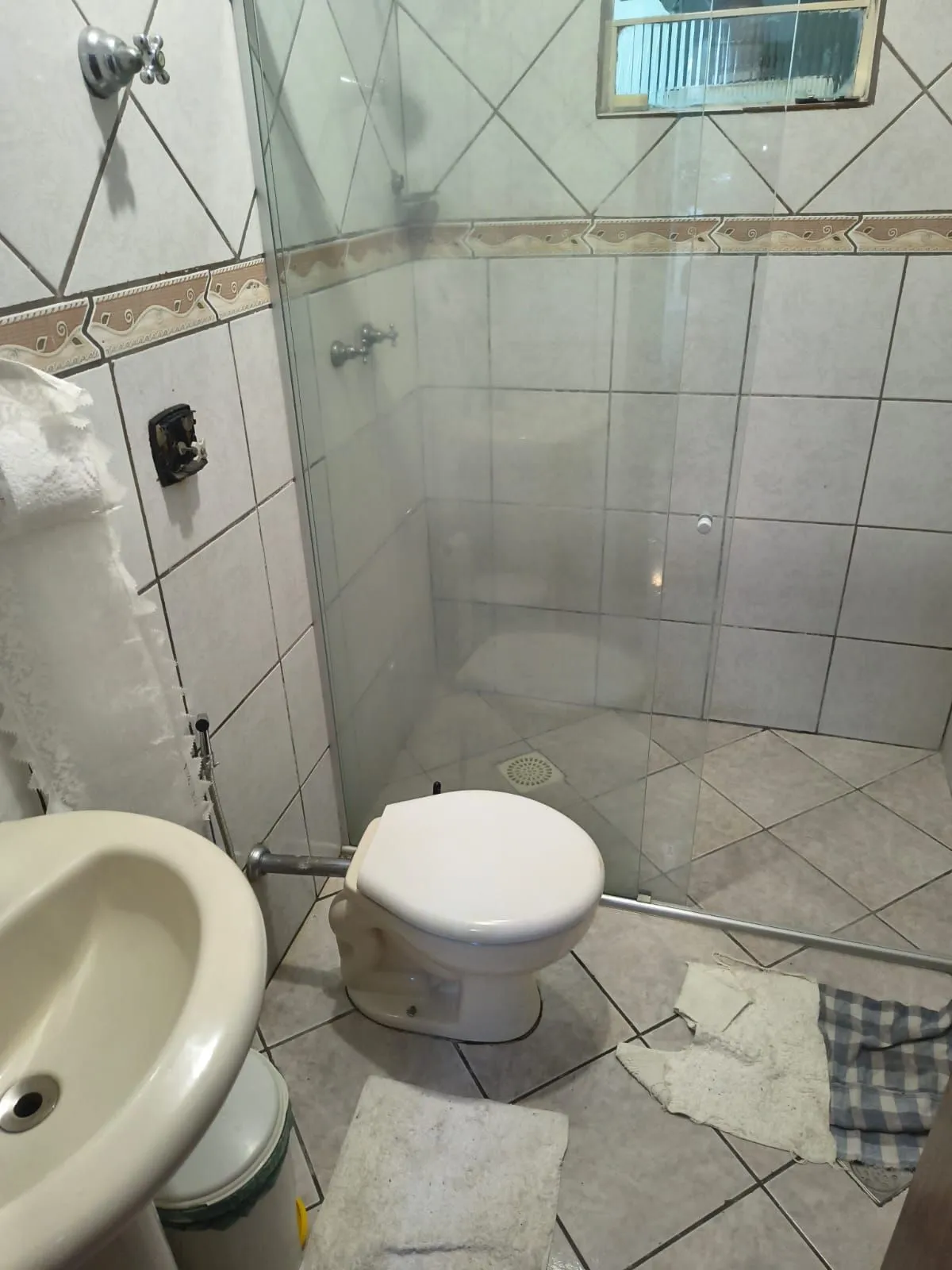Imagem Casa com 2 vagas de garagem para carros pequenos