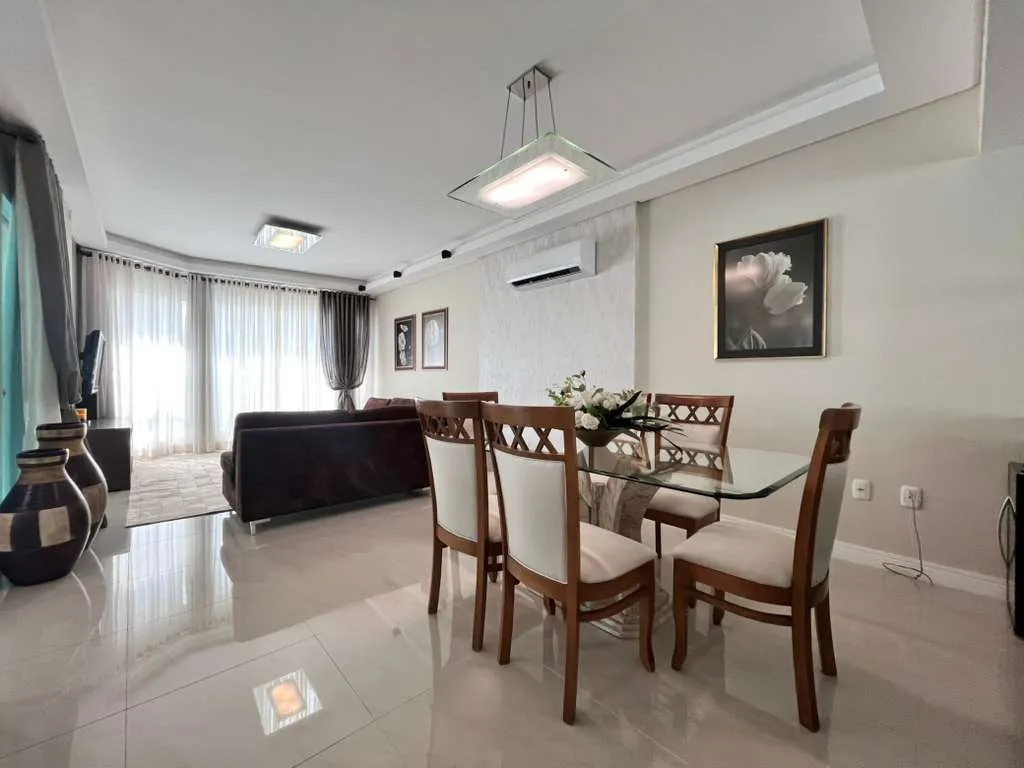 Imagem Apartamento à venda com 194m2 por R$ 2.950.000,00