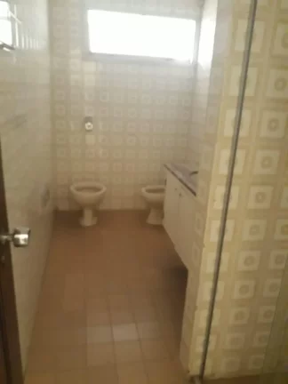 Imagem Apartamento amplo, muito bem localizado no Centro com excelente estrutura, com 3 dormitórios, todos...
