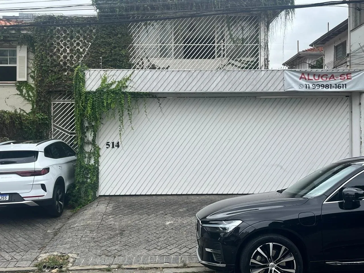 Foto do imóvel Casa para Venda em São Paulo, Pinheiros, 2 dormitórios, 1 banheiro, 8 vagas em Rua Maria Carolina