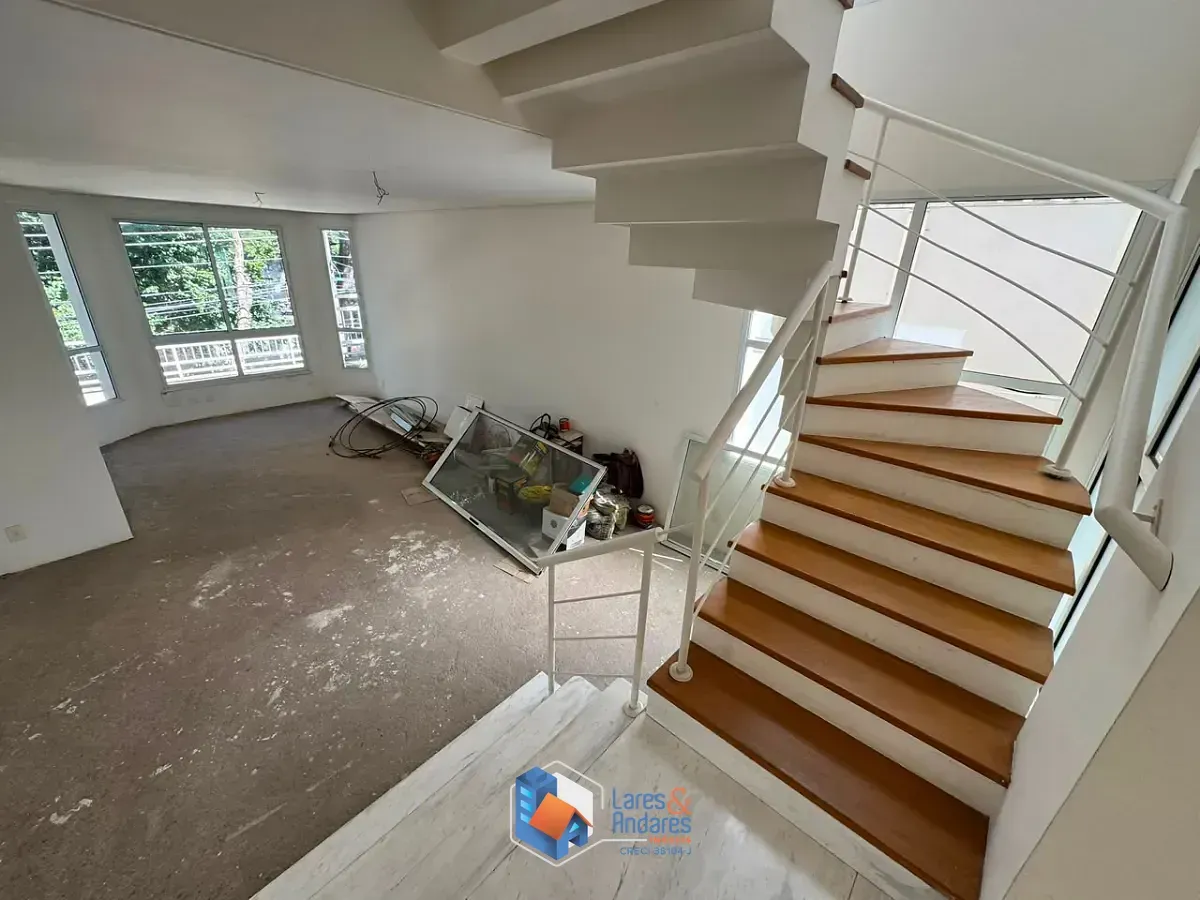 Foto do imóvel Casa para venda em Jardim Petrópolis com 3 quartos, sendo 1 suíte, 250m² em Rua Engenheiro Luiz Antônio Tambasco