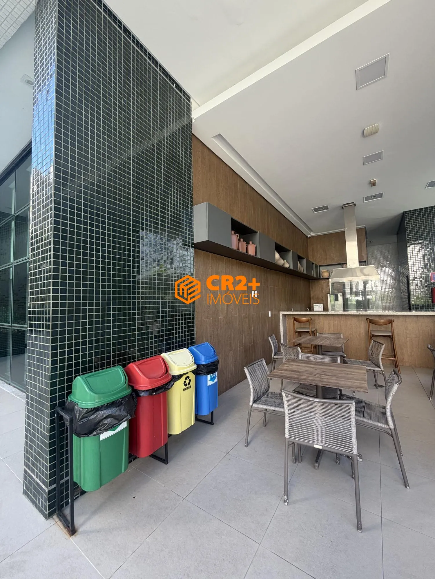Imagem Alugo excelente apartamento de 185 m2, na Francisco da Cunha, com lazer compelto