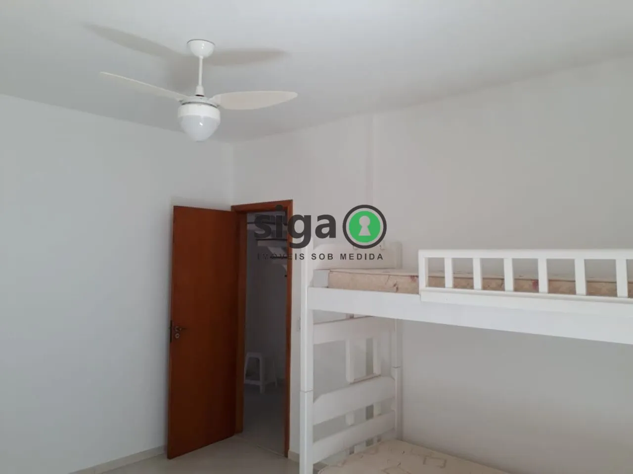 Imagem Sofisticação e Exclusividade em Casa Triplex no Bosque da Saúde