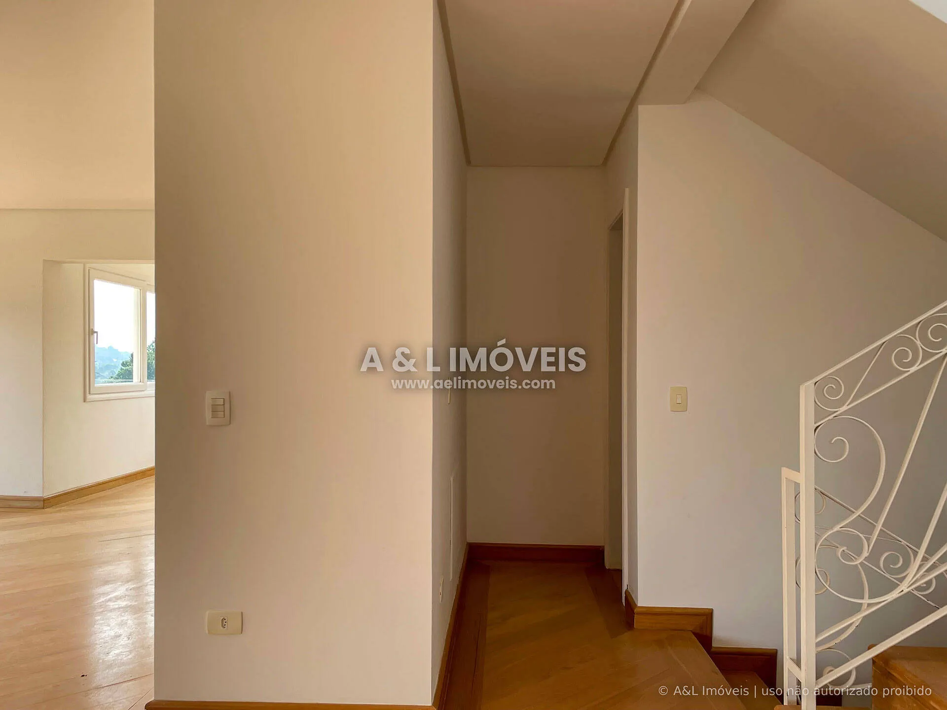 Imagem Sobrado com 321,56 m² e 4 suítes no Jardim das Pérolas