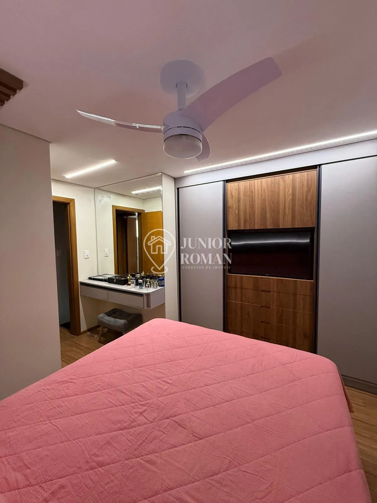 Imagem LINDO SOBRADO MOBILIADO 2 DORM l CAMPESTRE - STO ANDRE