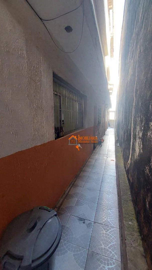 Imagem Sobrado com 2 dormitórios à venda, 80 m² por R$ 270.000,00 - Jardim Fortaleza - Guarulhos/SP