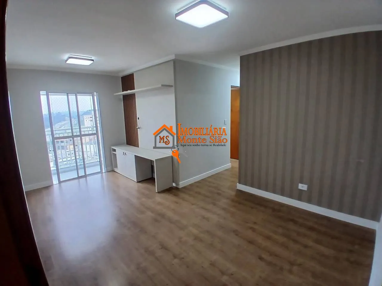 Imagem Apartamento com 3 dormitórios à venda, 65 m² por R$ 480.000,00 - Residencial e Comercial Guarulhos - Guarulhos/SP