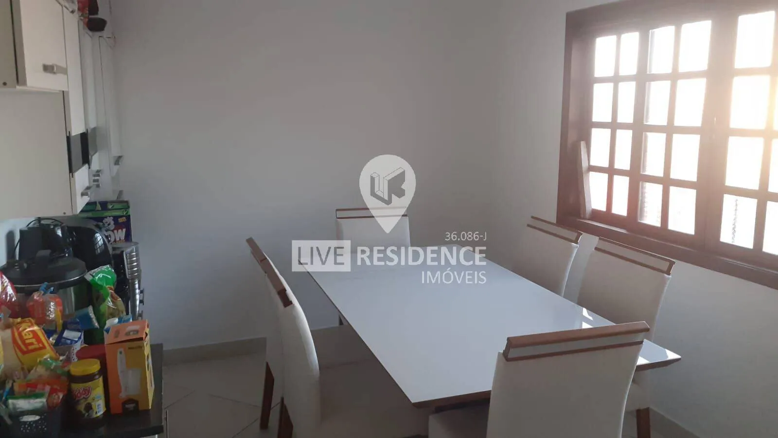Imagem Casa totalmente térrea à venda em área comercial no Jardim Verona!