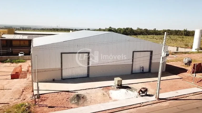 Imagem Aluguel de Barracão Comercial em Ribas do Rio Pardo-MS, Bairro Vale do Sol, 600m², 1 Banheiro!