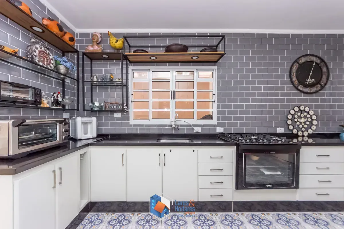 Imagem Sobrado para venda em Vila Sônia com 3 quartos, sendo 1 suíte, 218m²