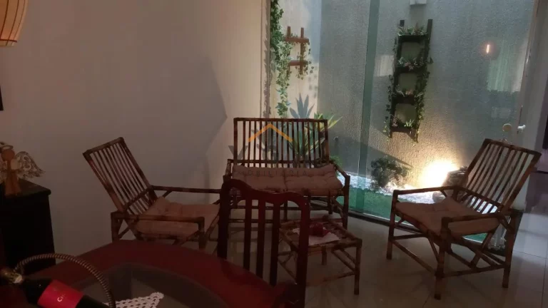 Imagem Sobrado para Venda em São Paulo, Cidade Patriarca, 3 dormitórios, 3 suítes, 4 vagas