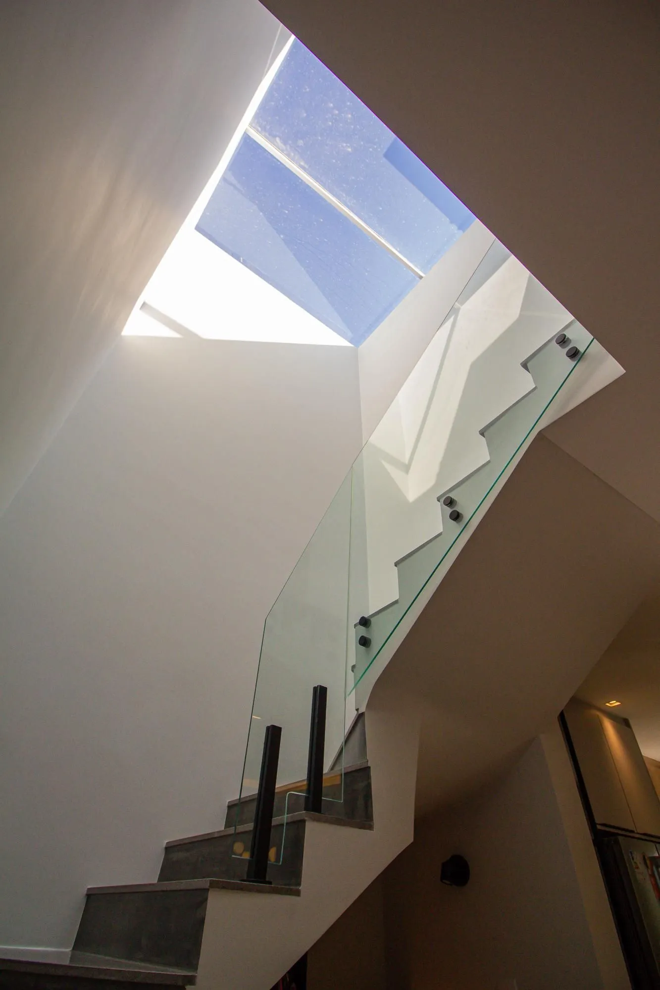 Imagem Casa em condominio, com espaçp e segurança para sua familia!
