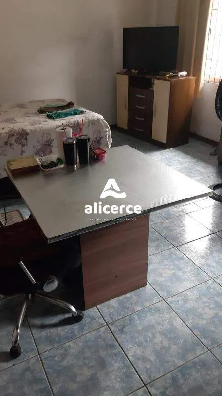 Imagem Casa à venda com 6 quartos 2 suítes, 250m² em Praia Comprida São José