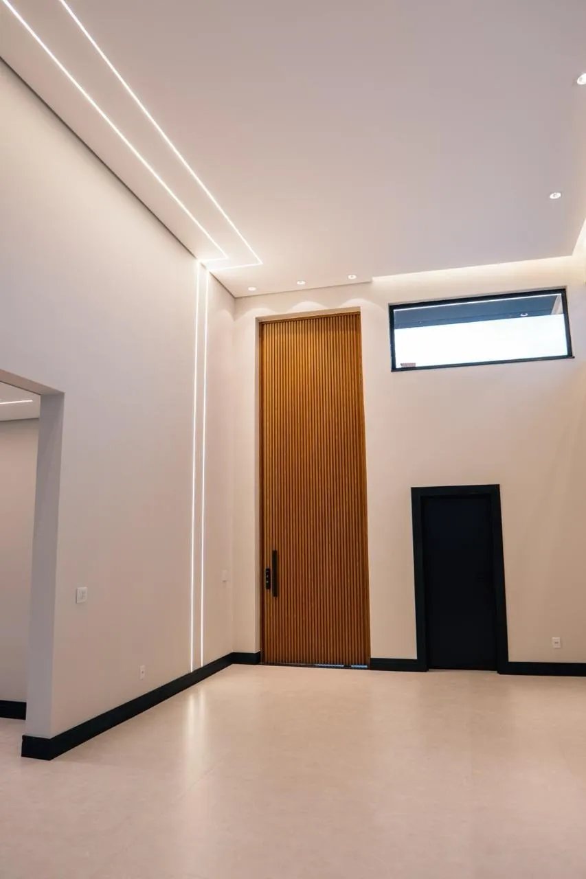 Imagem Exclusiva Casa Térrea no Montblanc com Design Assinado e Localização Privilegiada!
