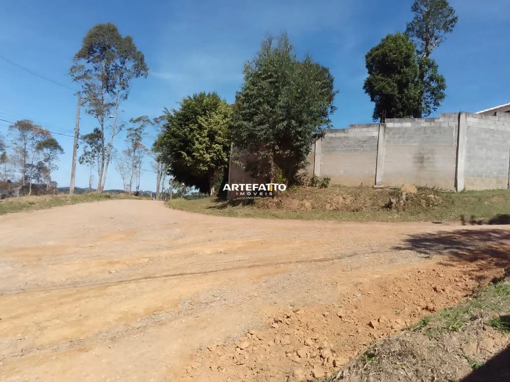 Imagem Sitio com Piscina - Todo Murado