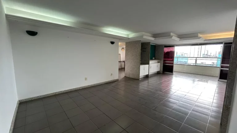 Foto do imóvel Apartamento em Casa Forte! em Rua Agrestina
