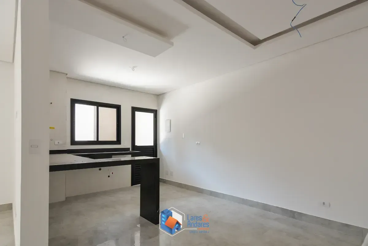 Imagem Sobrado para venda em Vila Gumercindo com 3 quartos, sendo 1 suíte, 150m²