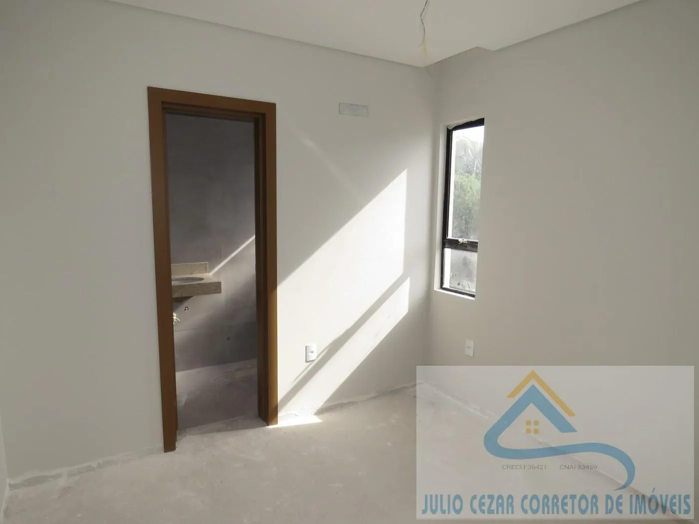 Imagem Apartamento para Venda em São José dos Pinhais, Pedro Moro, 3 dormitórios, 1 suíte, 2 banheiros, 1 vaga