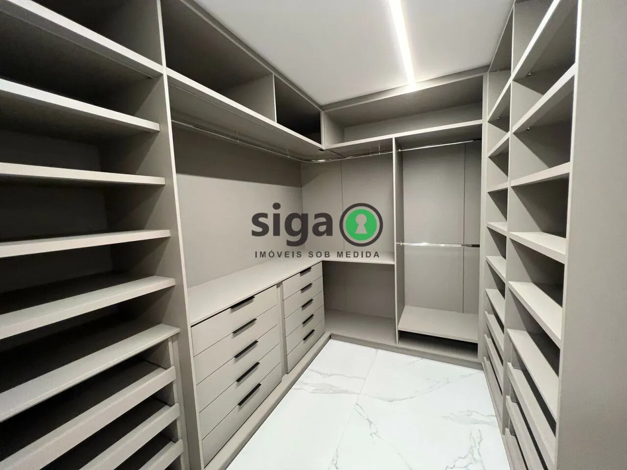 Imagem Apartamento com 3 suíte(s),e 3 vaga(s) de garagem, para venda - Vila Nova Conceição - MOBILIADO.