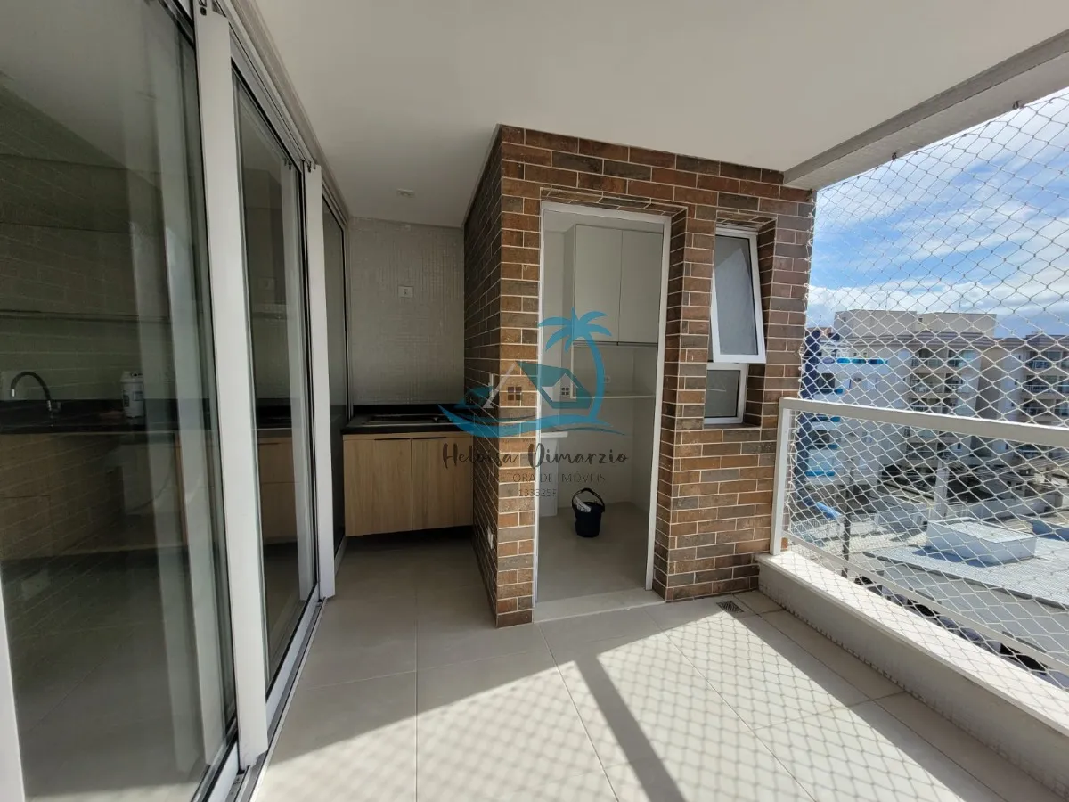 Imagem Excelente Apartamento com 3 dormitórios semi mobiliado e vista para o mar, a venda a 250 metros da orla de Itagua em Ubatuba.