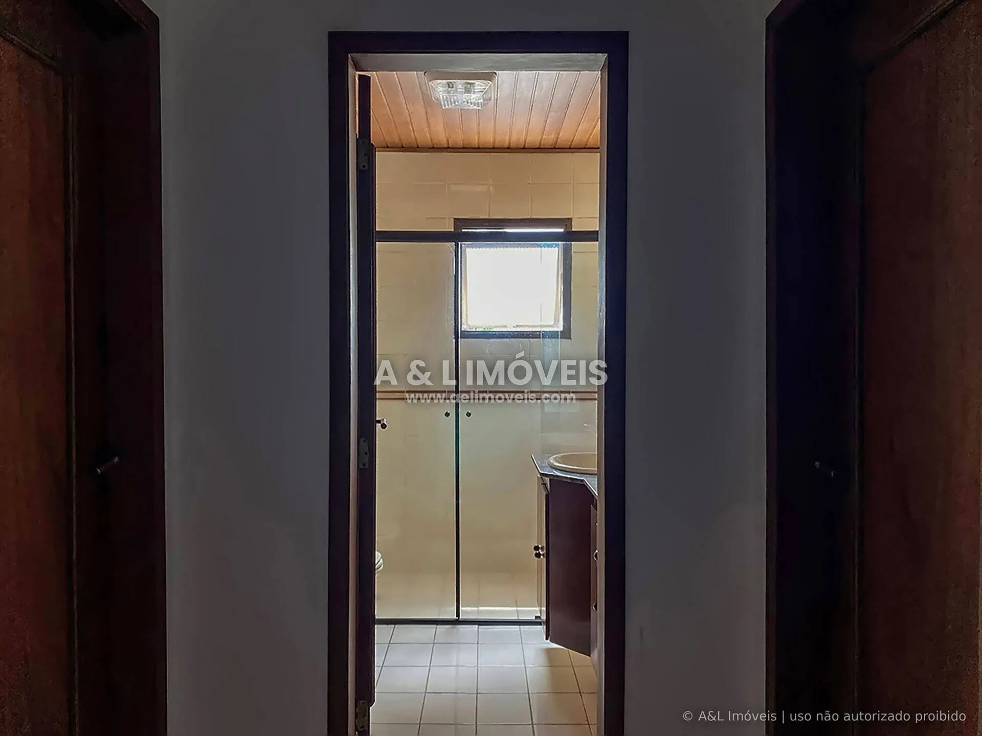 Imagem Apartamento Campos do Jordão - Lareira, Varanda e Porteira Fechada