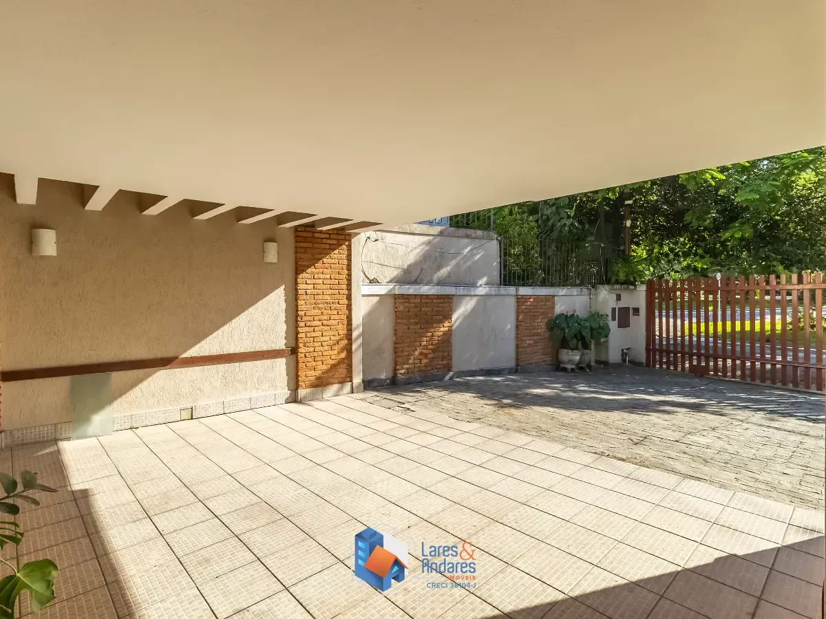 Imagem Casa para venda e locação em Alto de Pinheiros com 3 quartos, sendo 3 suítes, 245m²