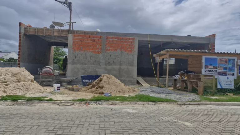 Imagem Casa Térrea a venda no Bairro Areias de Palhocinha em Garopaba-SC!