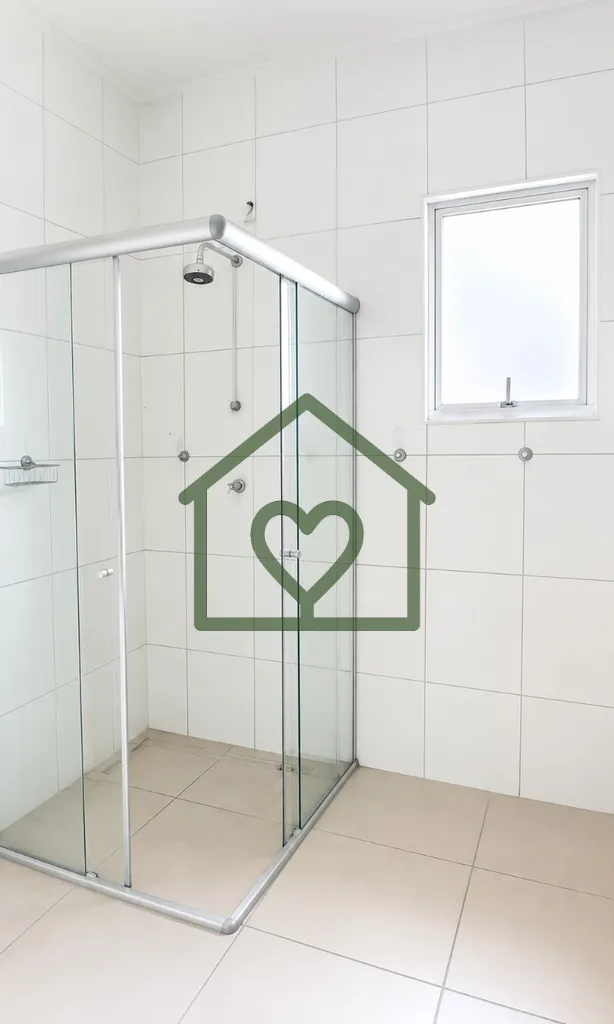 Imagem Casa em alvenaria, próxima à 24 de outubro no coração do Bairro Auxiliadora, com a seguinte comp...