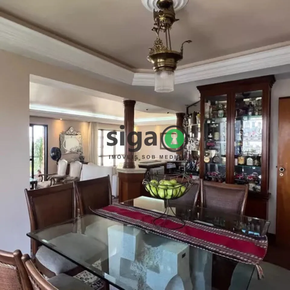 Imagem Apartamento à venda com 240m², 3 quartos e 3 vagas na Vila Mariana