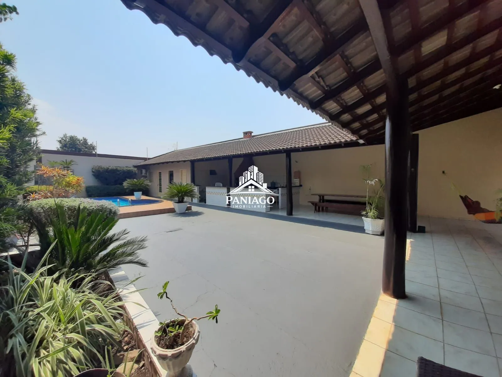 Imagem Casa com 3 Quartos, Piscina e Área Gourmet à Venda no Centro Sul | Várzea Grande