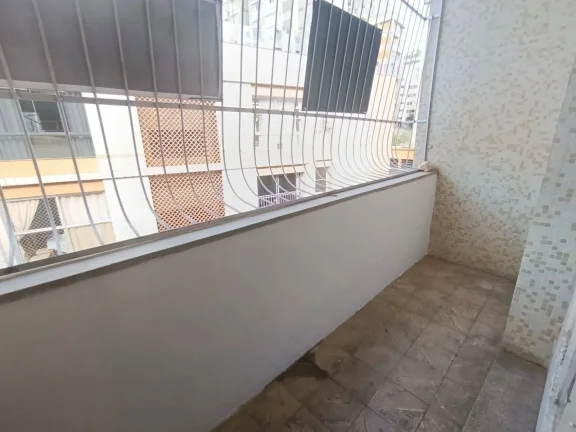 Imagem Apartamento de 2 Quartos à Venda no Bairro Serra - Localização Privilegiada