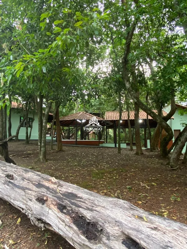 Imagem Casa com Amplo Terreno e Potencial para Pousada à Venda em Chapada dos Guimarães
