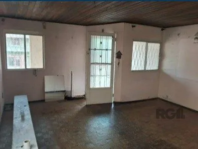 Imagem Casa com 3 dormitórios no bairro Vila Jardim