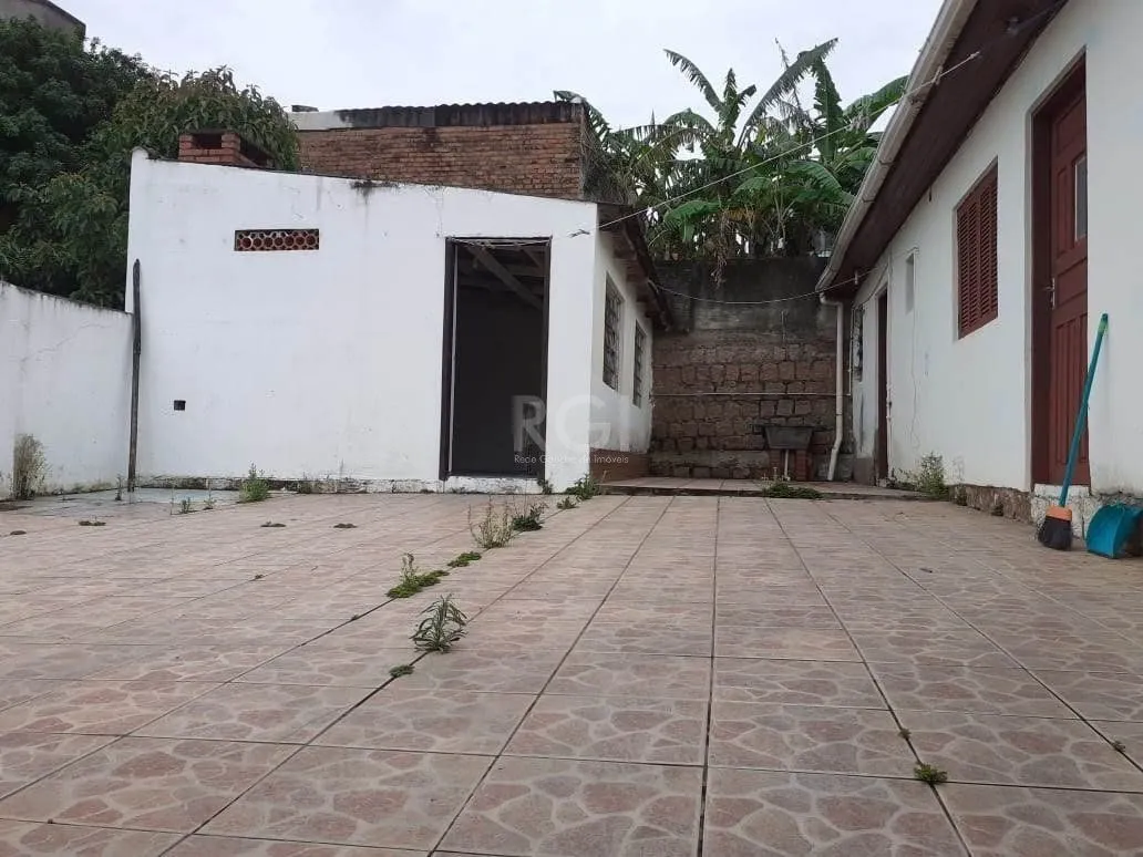 Imagem Casa para Venda - 130m², 4 dormitórios, Santa Tereza